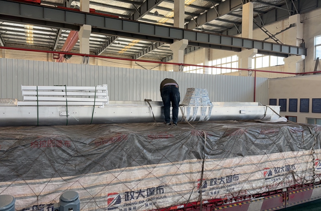 Kuljetinjärjestelmämme on lähetetty Chengduun!